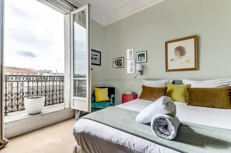 L'Ecrin - Lumineux Et Vues Splendides -Batignolles Appartement Parijs